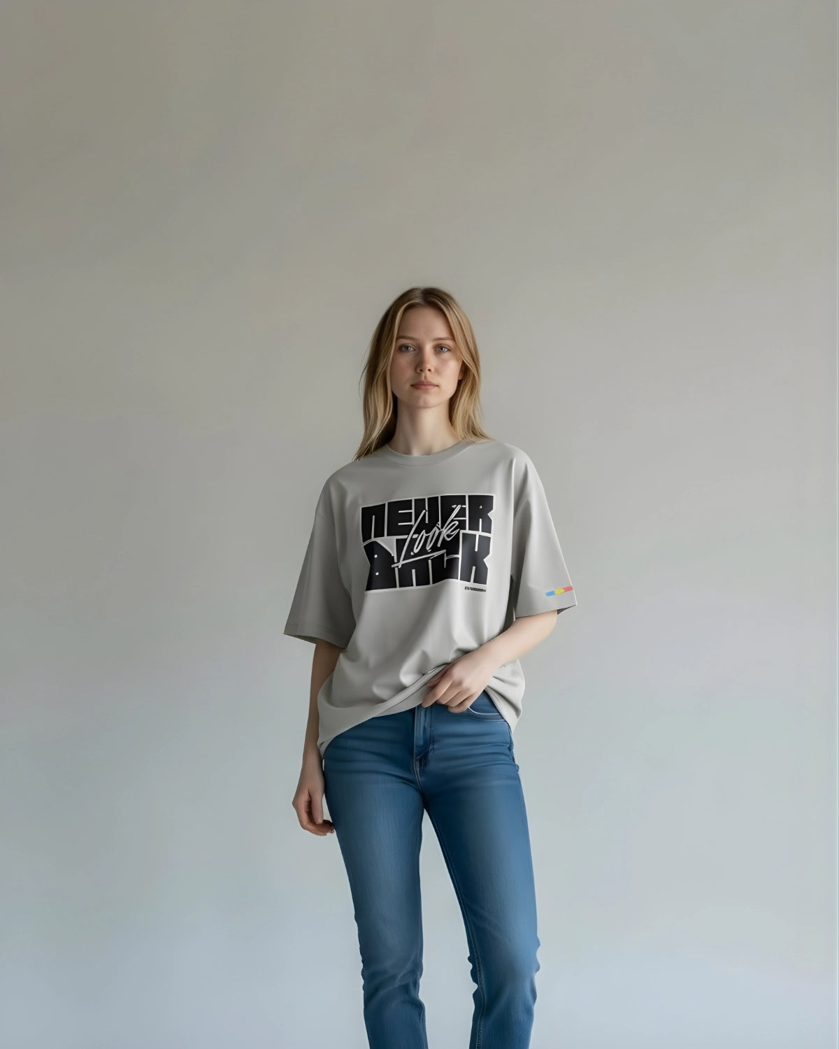 Oversized Grey – NEVER LOOK BACK