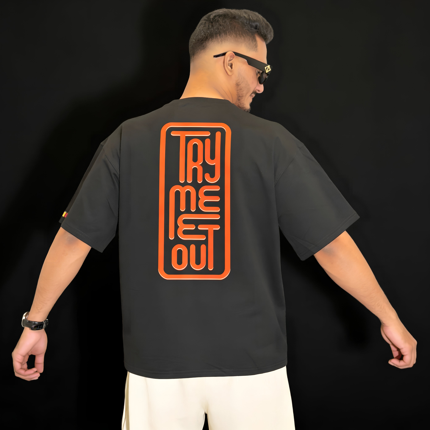 Oversized Black - TRYMEEOUT Vertical Graffiti